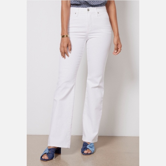 Good American Women’s Good Classic Bootcut Jeans White High Rise NWT 6/28 - Picture 1 of 13